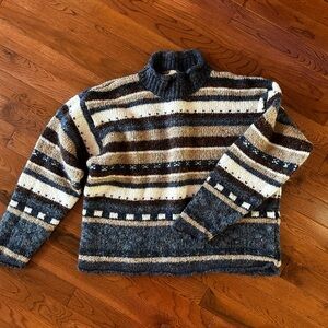 St. John’s Bay Sweater 💙